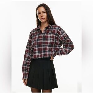 Aritzia Sunday Best Poppy Cropped Shirt